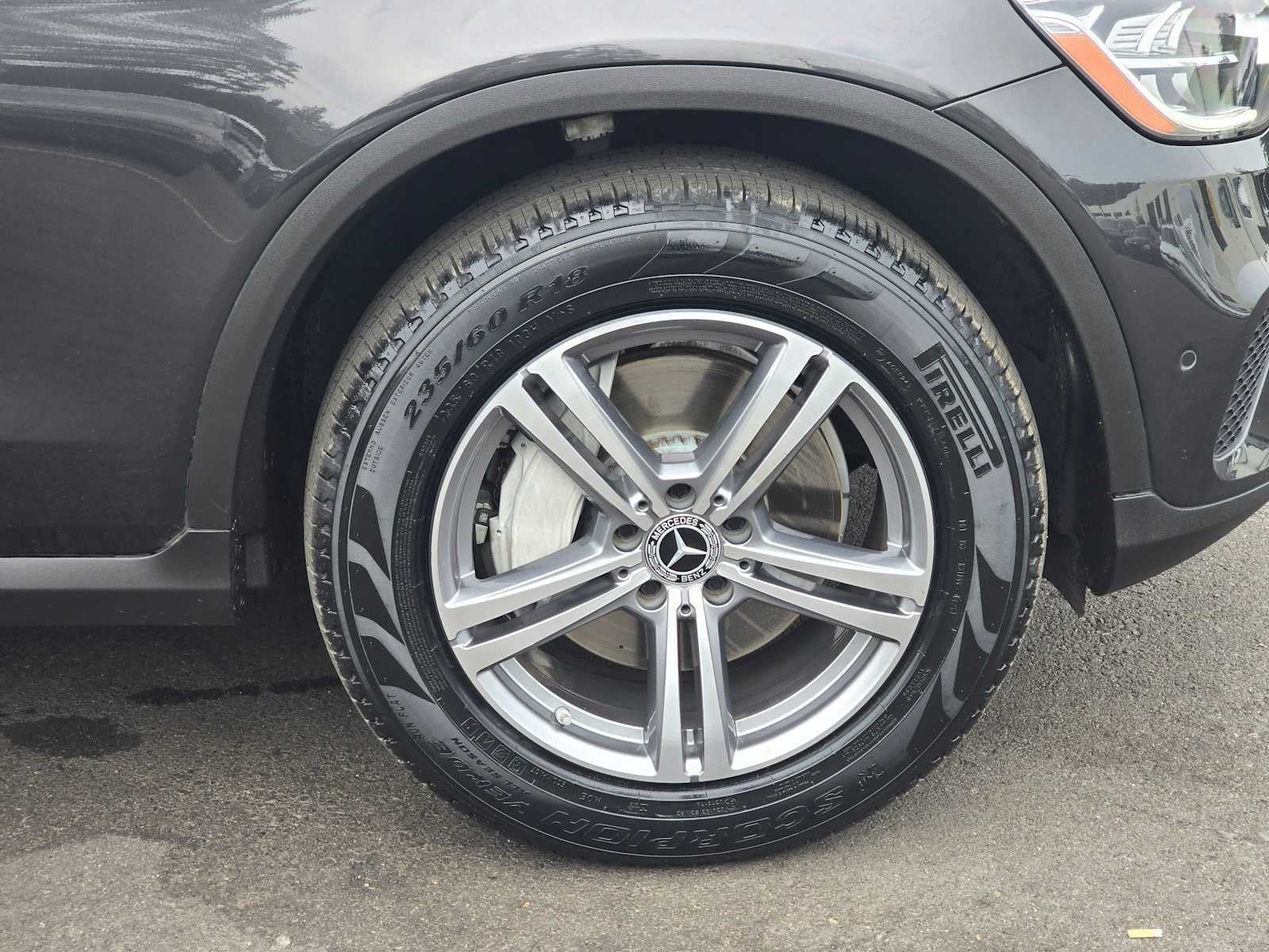 2021 Mercedes-Benz GLC 300 GLC 300