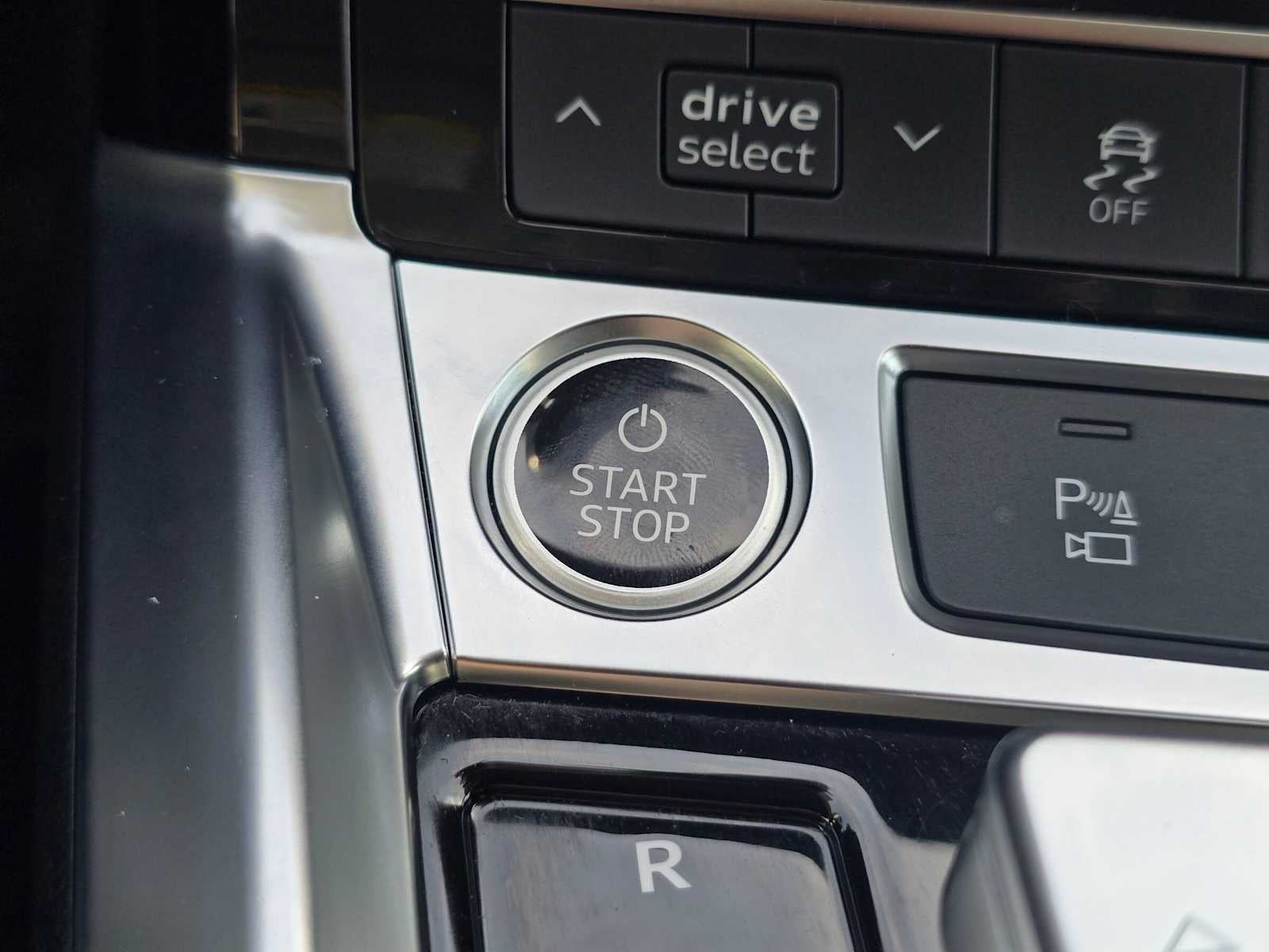 2024 Audi Q8 e-tron Premium