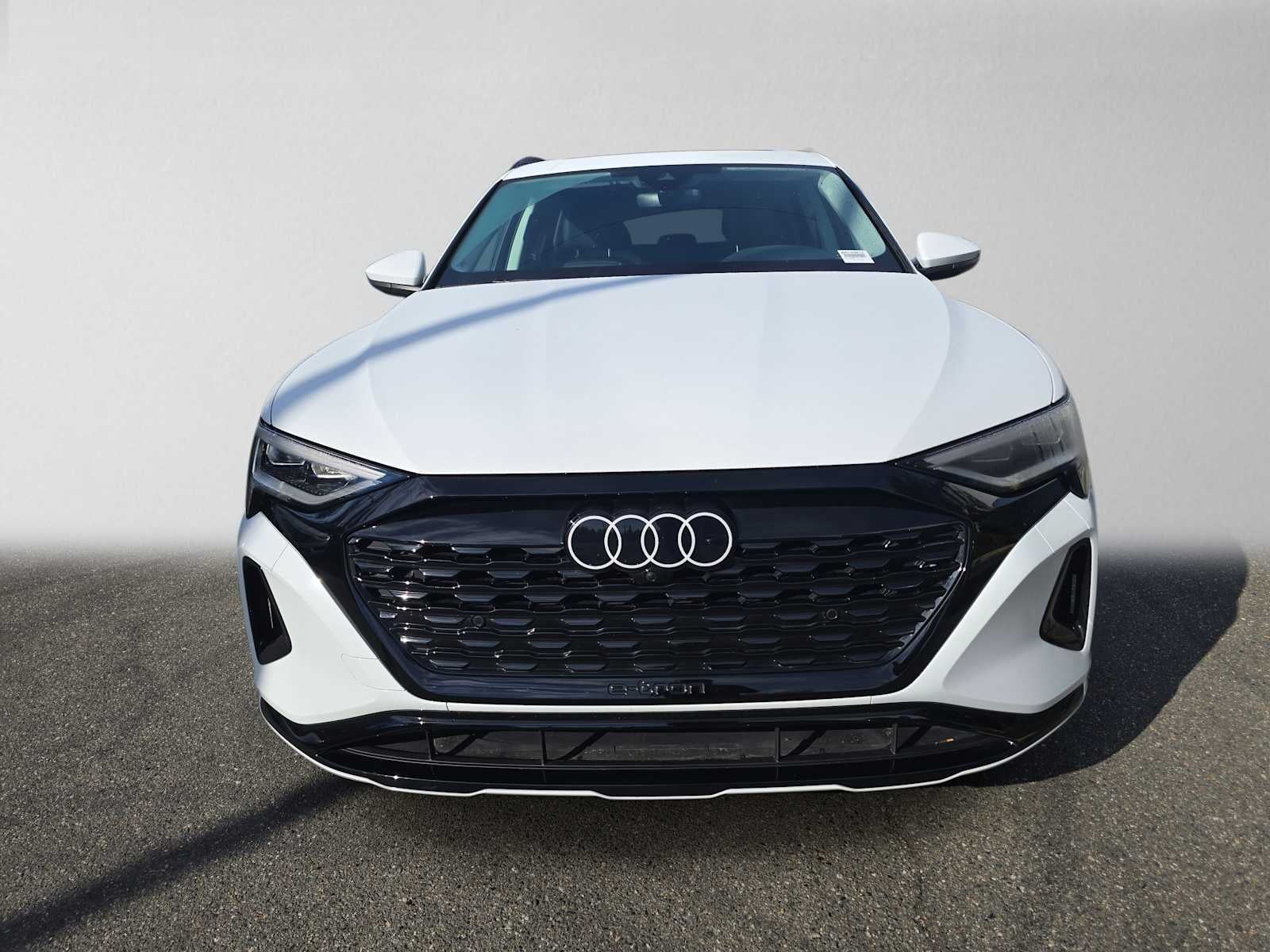 2024 Audi Q8 e-tron Premium
