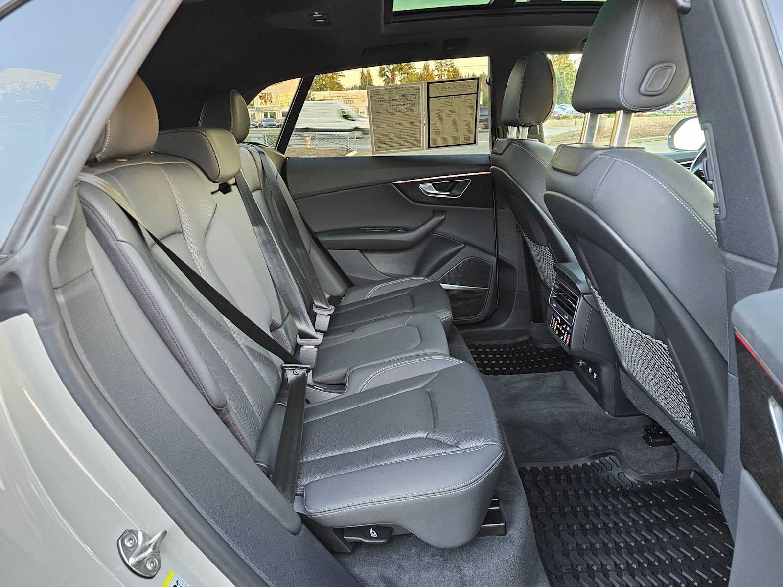 2021 Audi Q8 Premium Plus