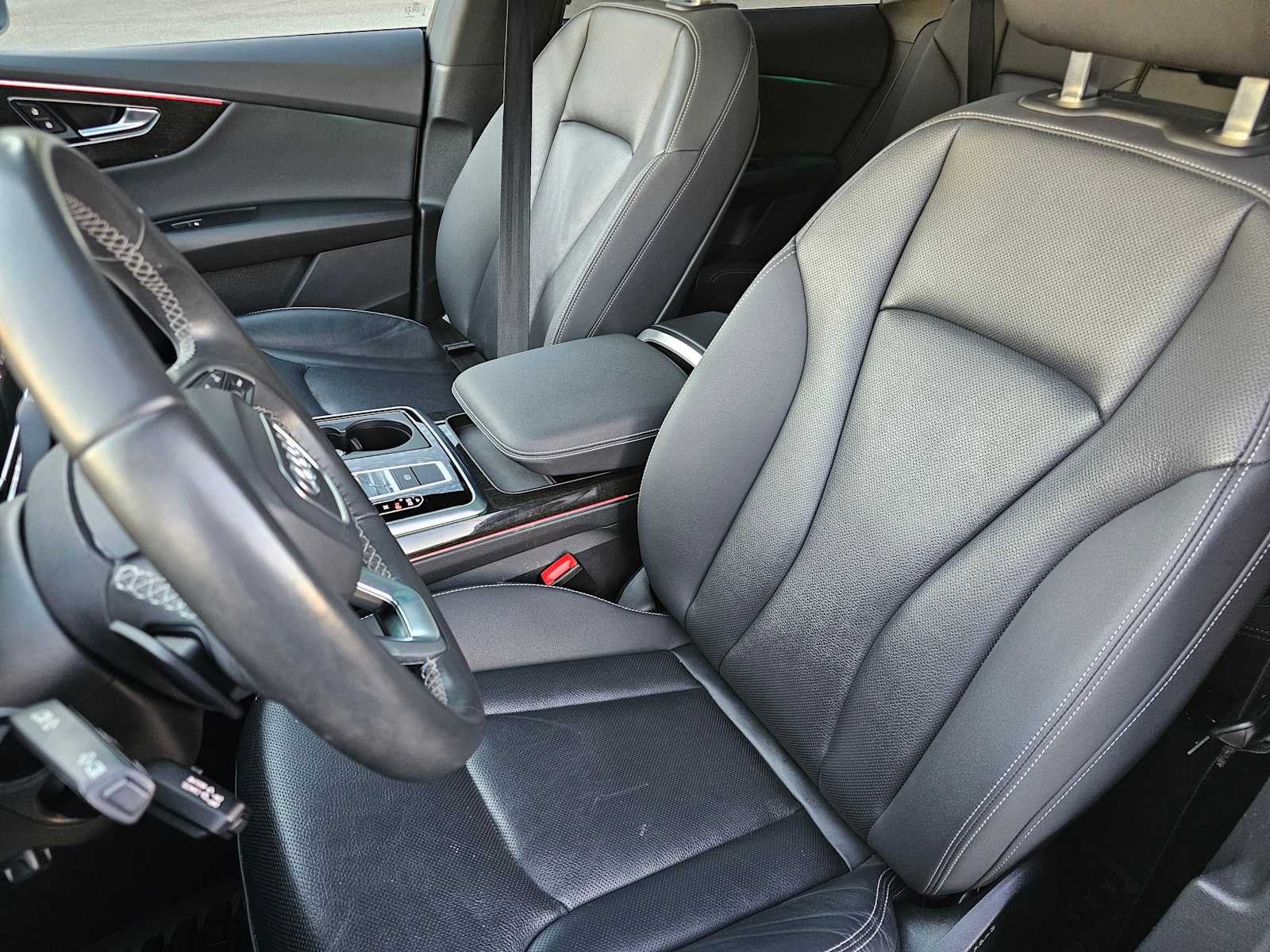 2021 Audi Q8 Premium Plus