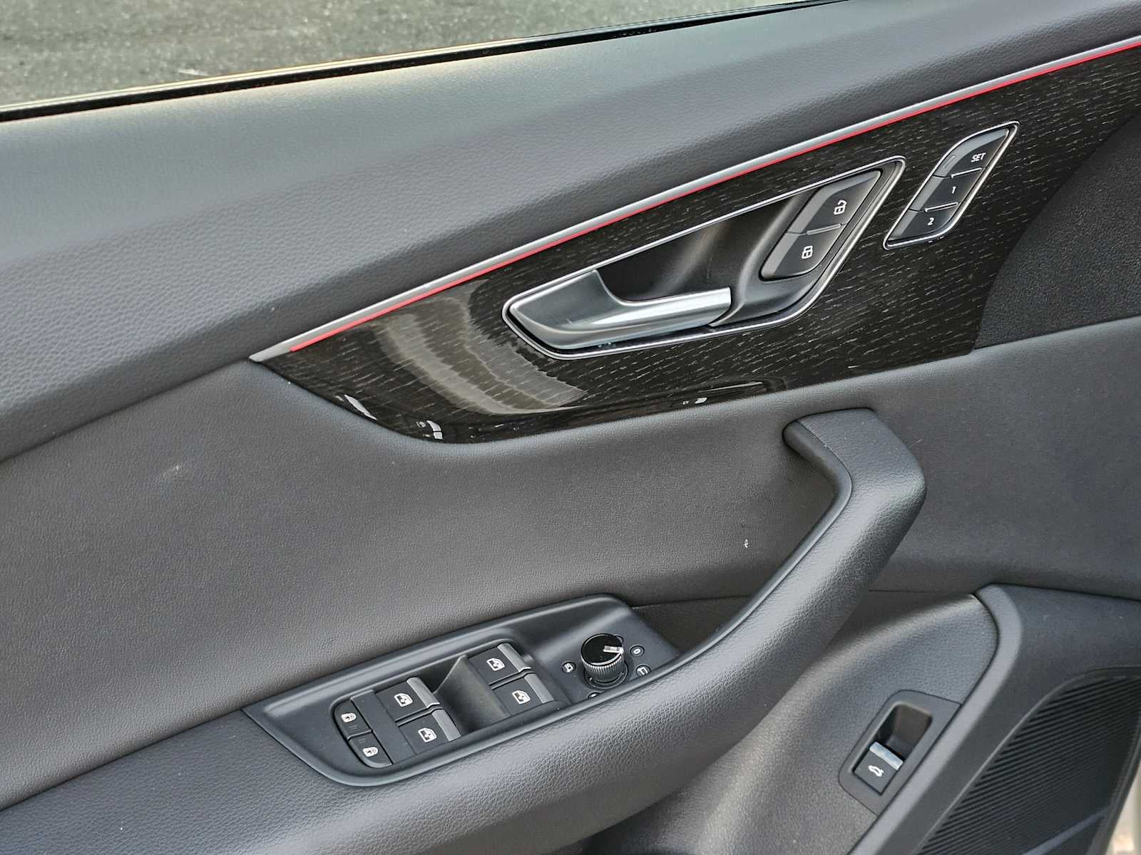 2021 Audi Q8 Premium Plus