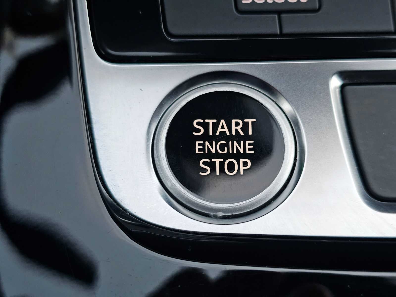 2021 Audi Q8 Premium Plus