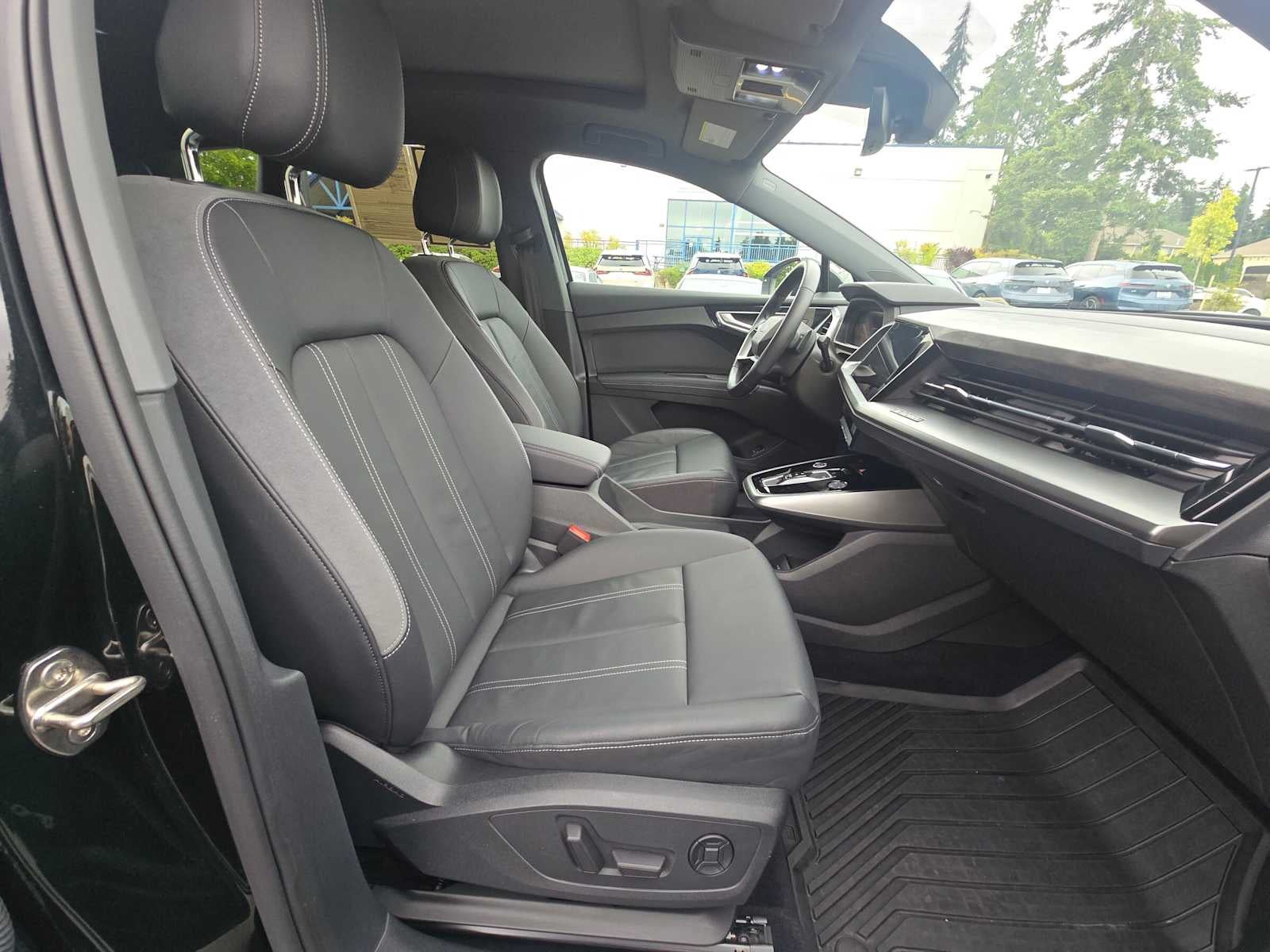 2022 Audi Q4 e-tron Premium Plus