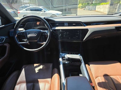 2019 Audi e-tron Prestige