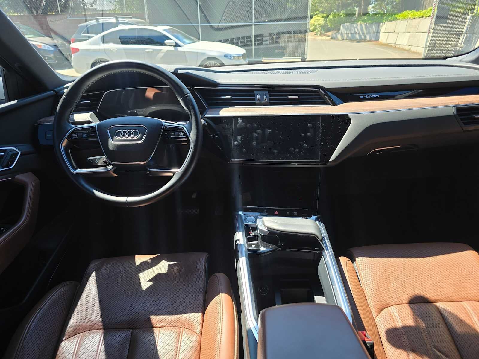 2019 Audi e-tron Prestige