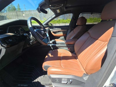 2019 Audi e-tron Prestige