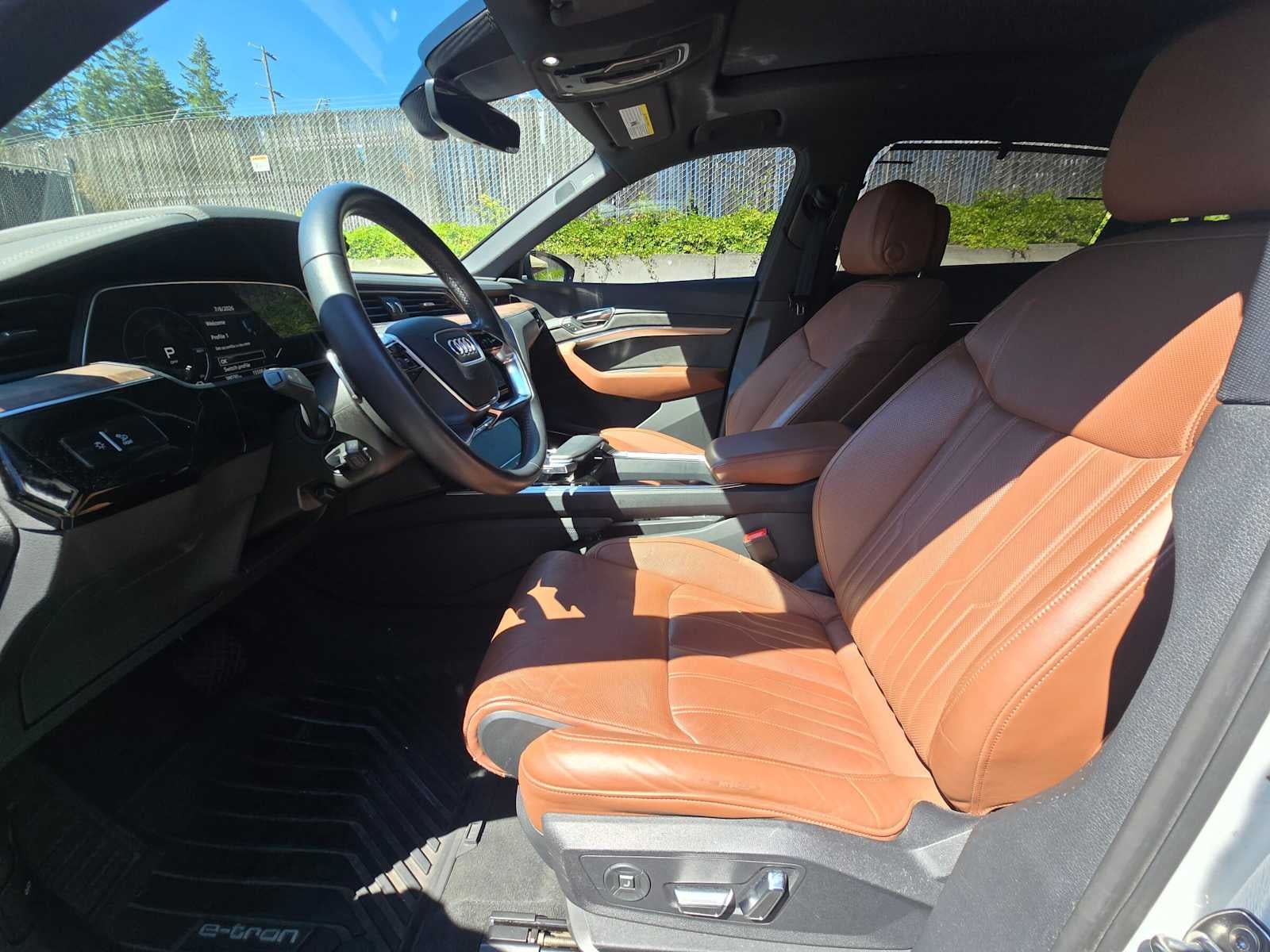 2019 Audi e-tron Prestige