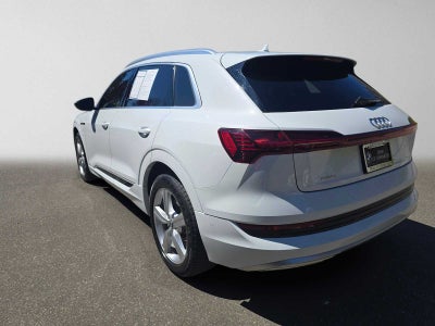 2019 Audi e-tron Prestige