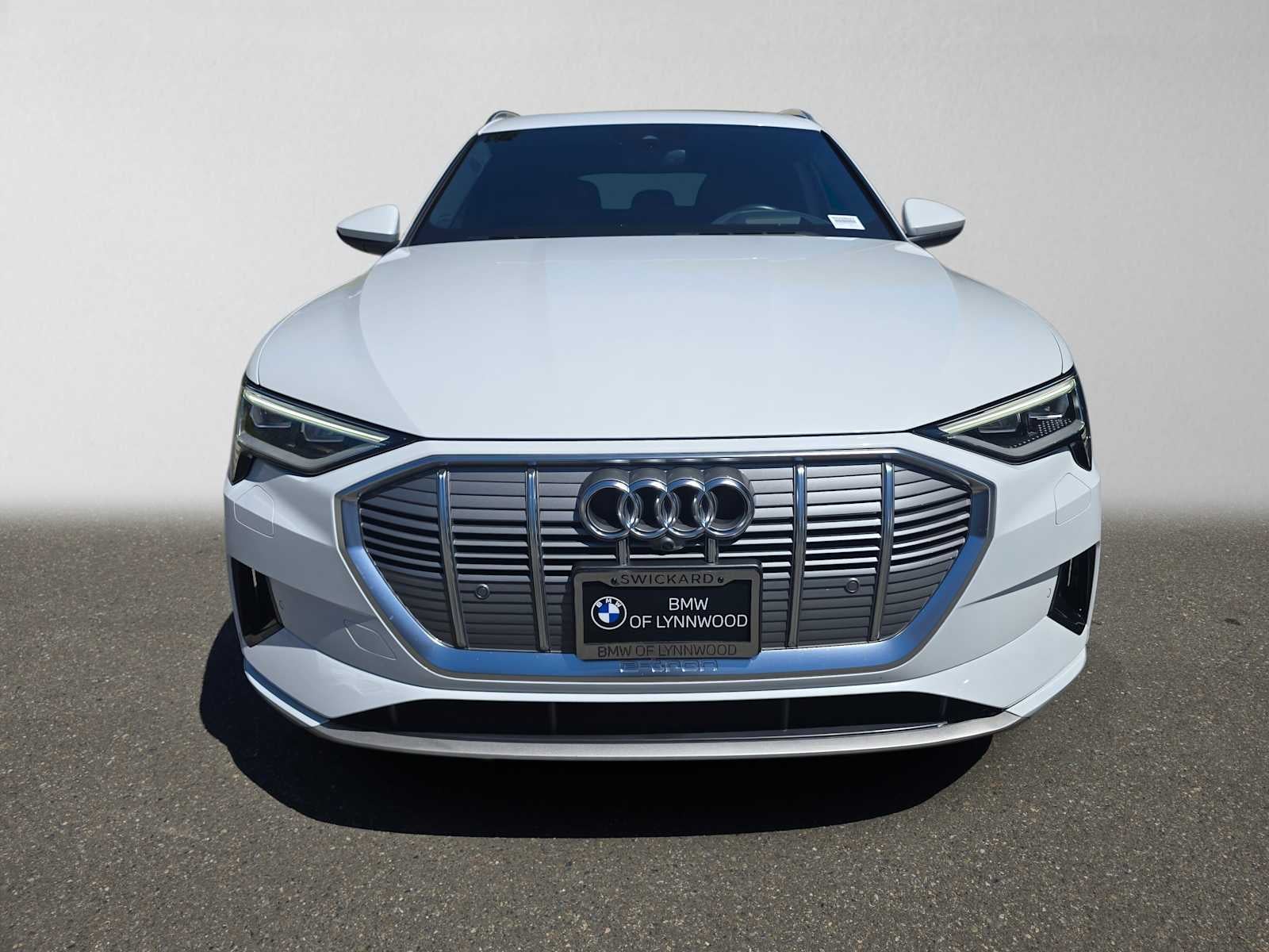 2019 Audi e-tron Prestige