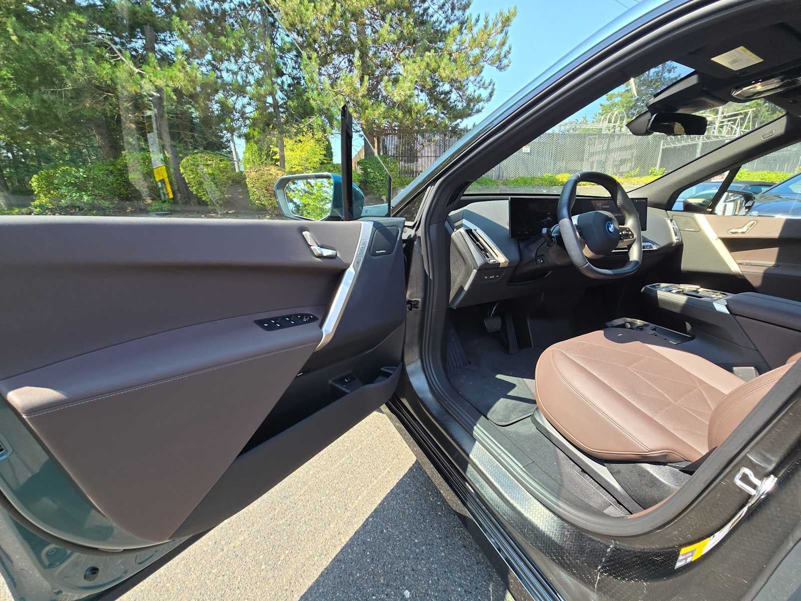 2024 BMW iX xDrive50