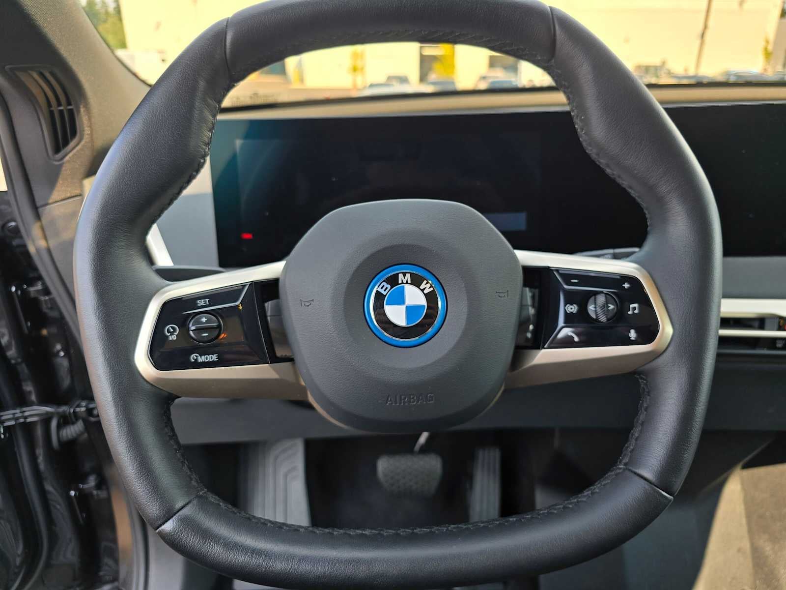 2024 BMW iX xDrive50