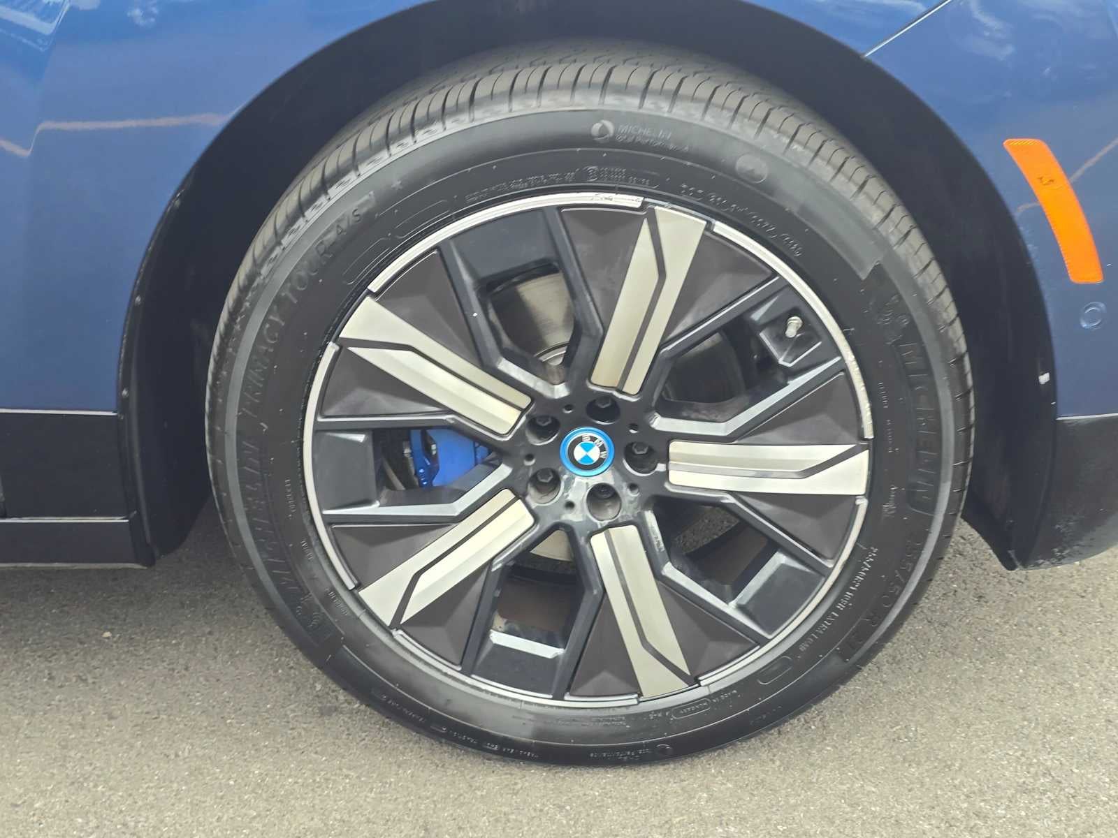 2023 BMW iX xDrive50 xDrive50