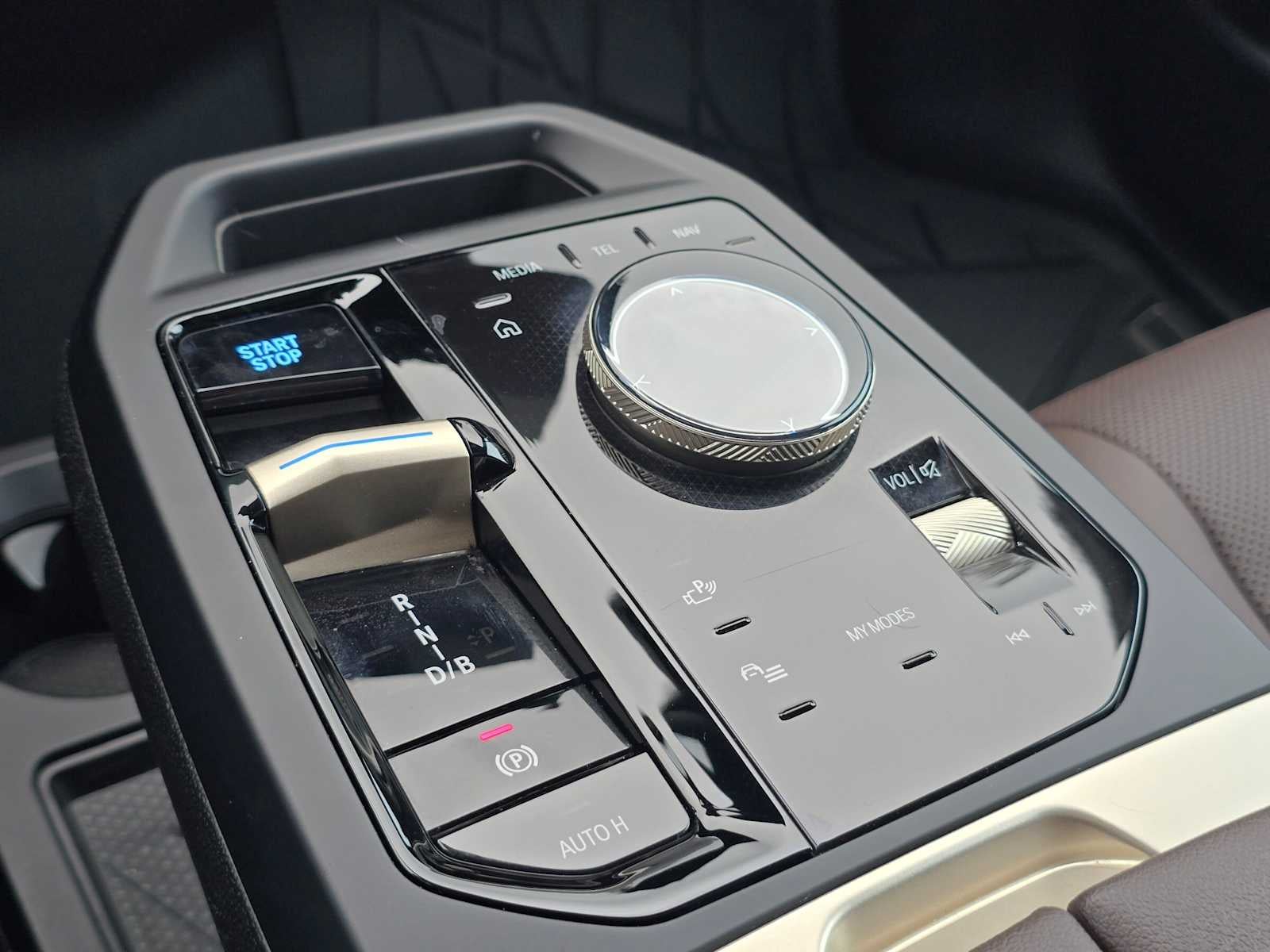 2023 BMW iX xDrive50