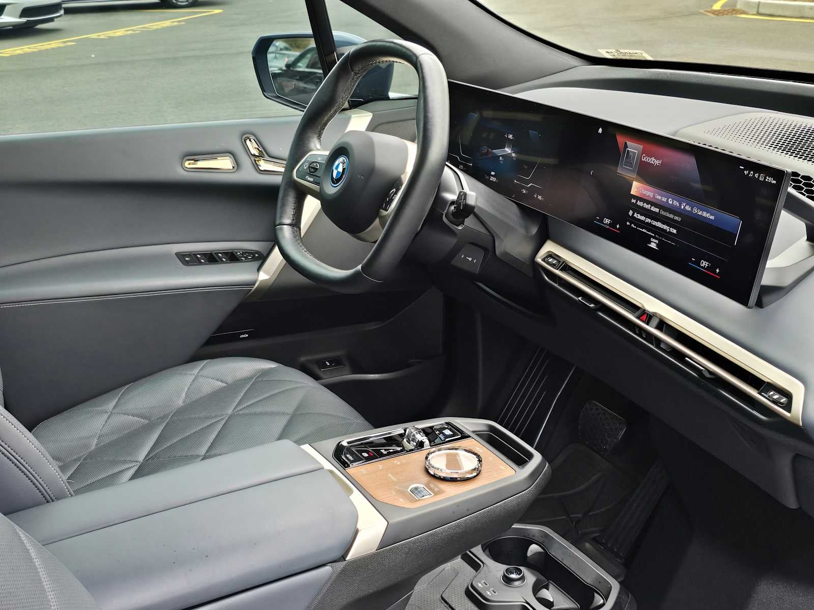 2023 BMW iX xDrive50 xDrive50