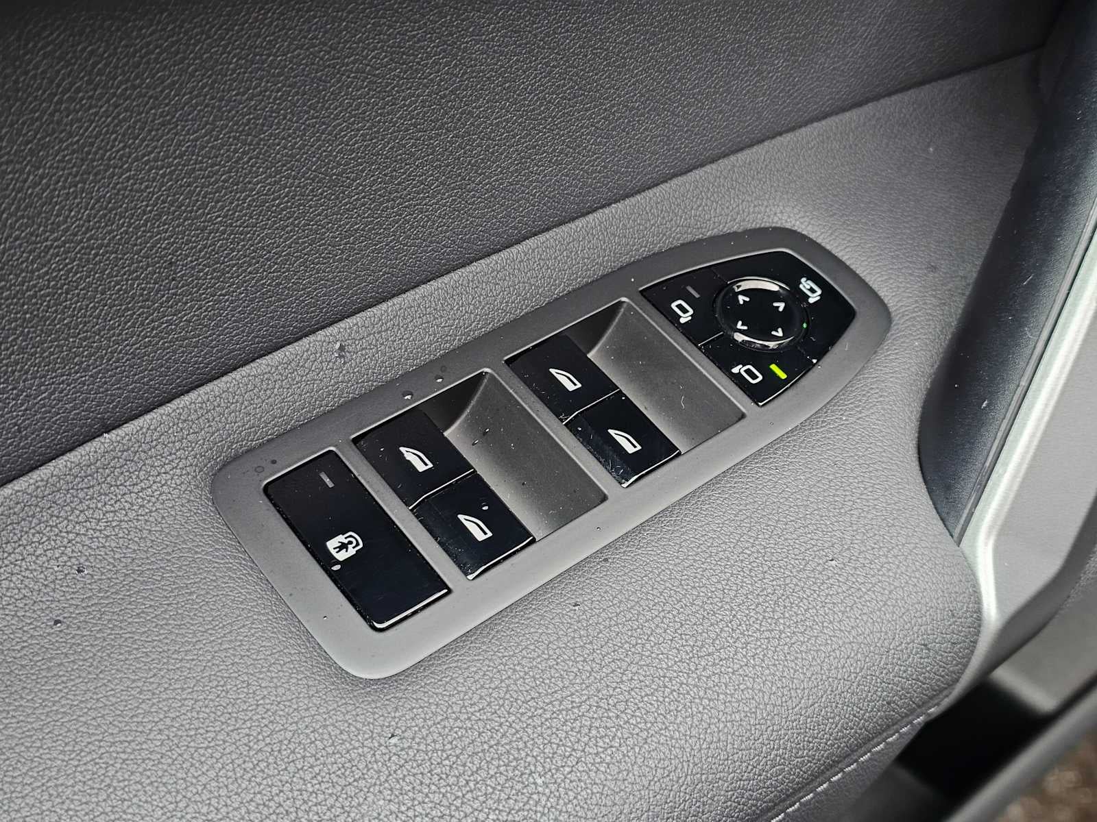 2025 BMW iX xDrive50 xDrive50