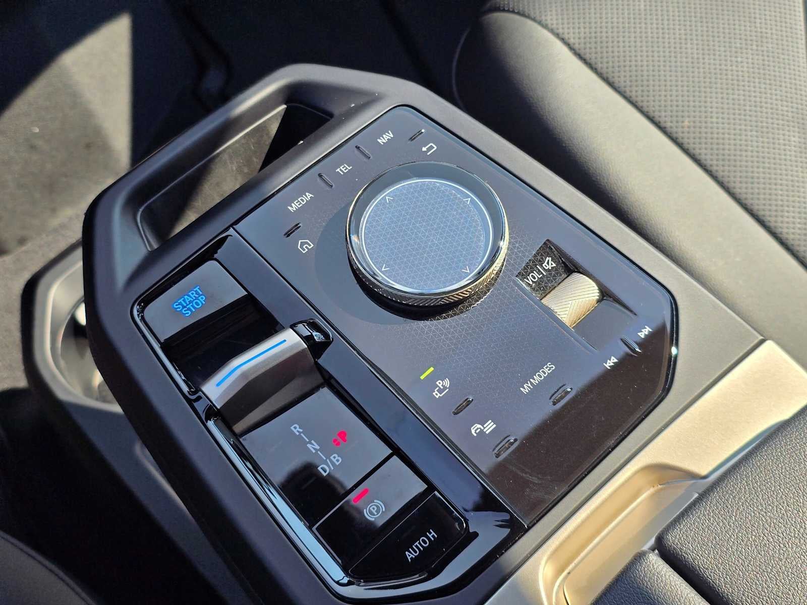 2024 BMW iX xDrive50