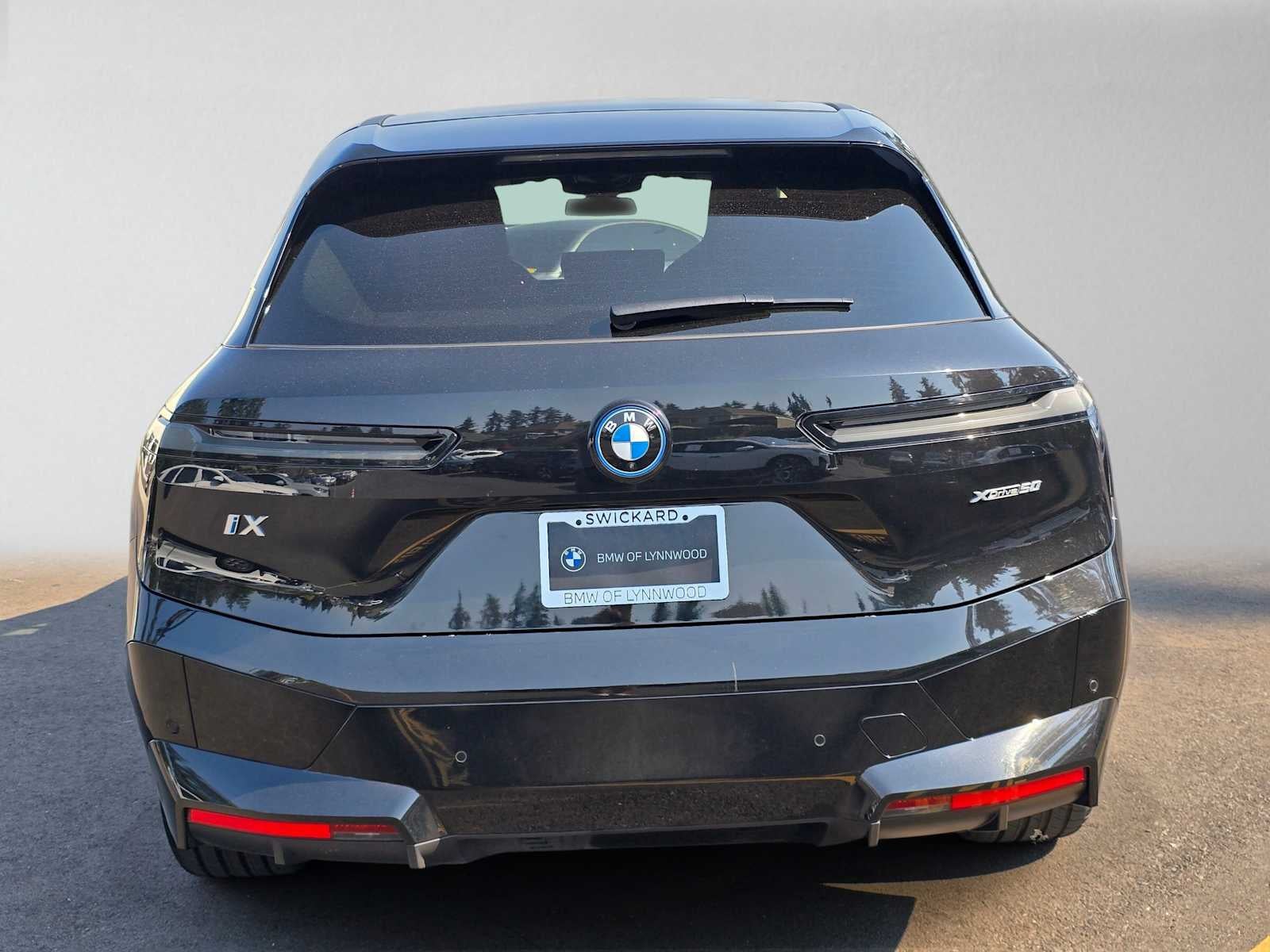 2024 BMW iX xDrive50