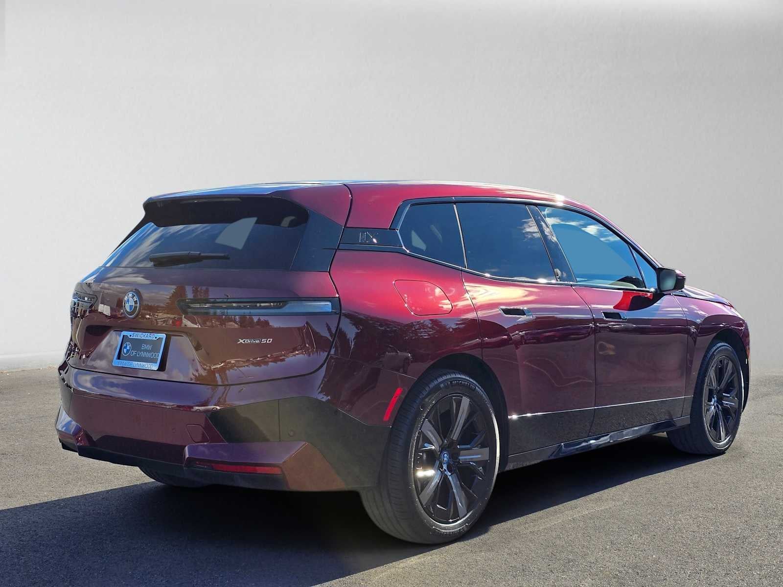 2024 BMW iX xDrive50