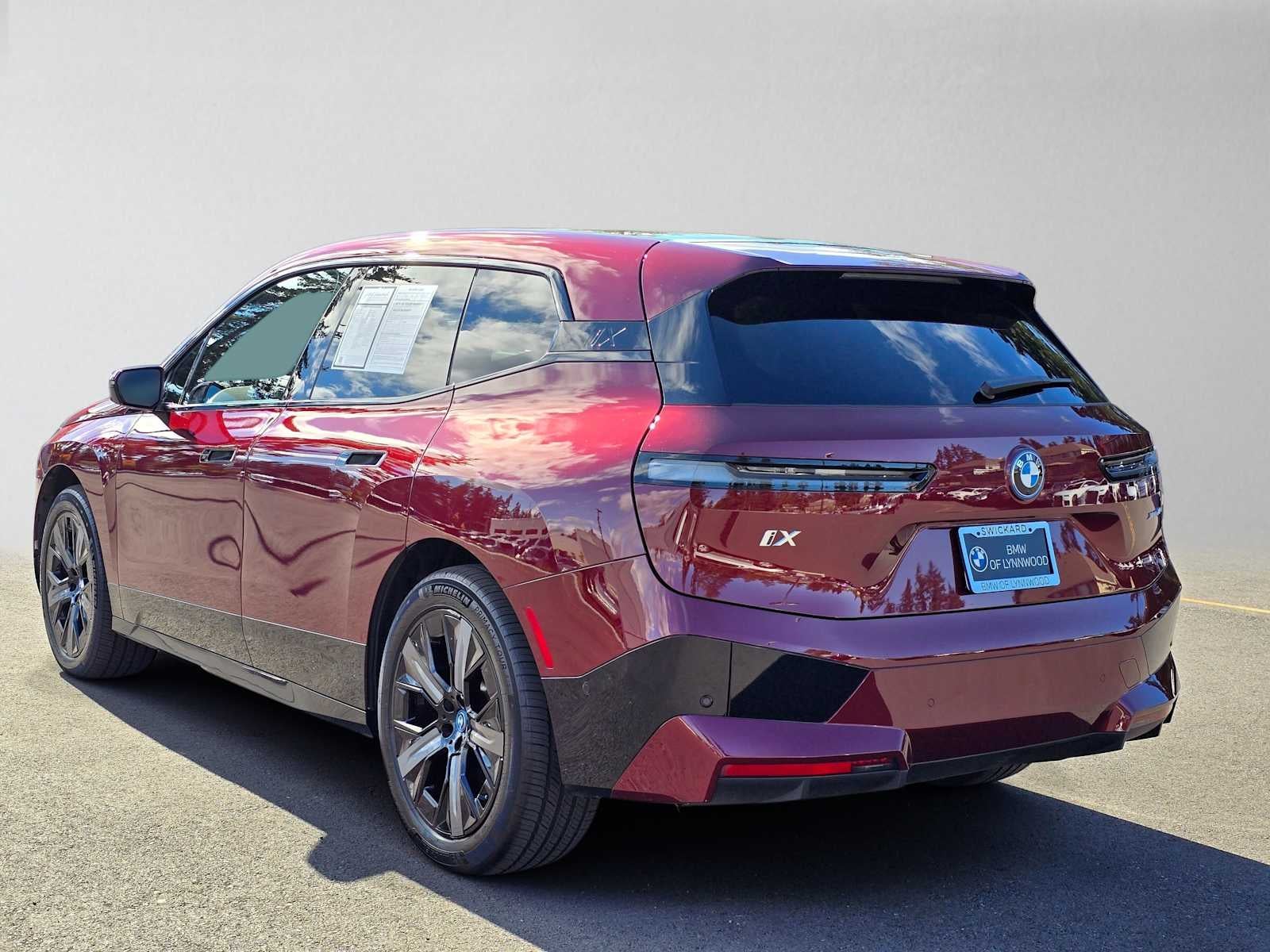 2024 BMW iX xDrive50