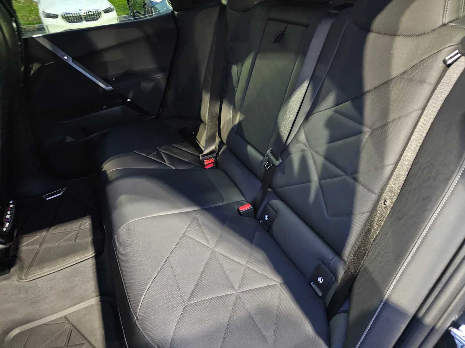 2025 BMW iX xDrive50