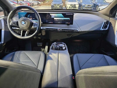 2025 BMW iX xDrive50