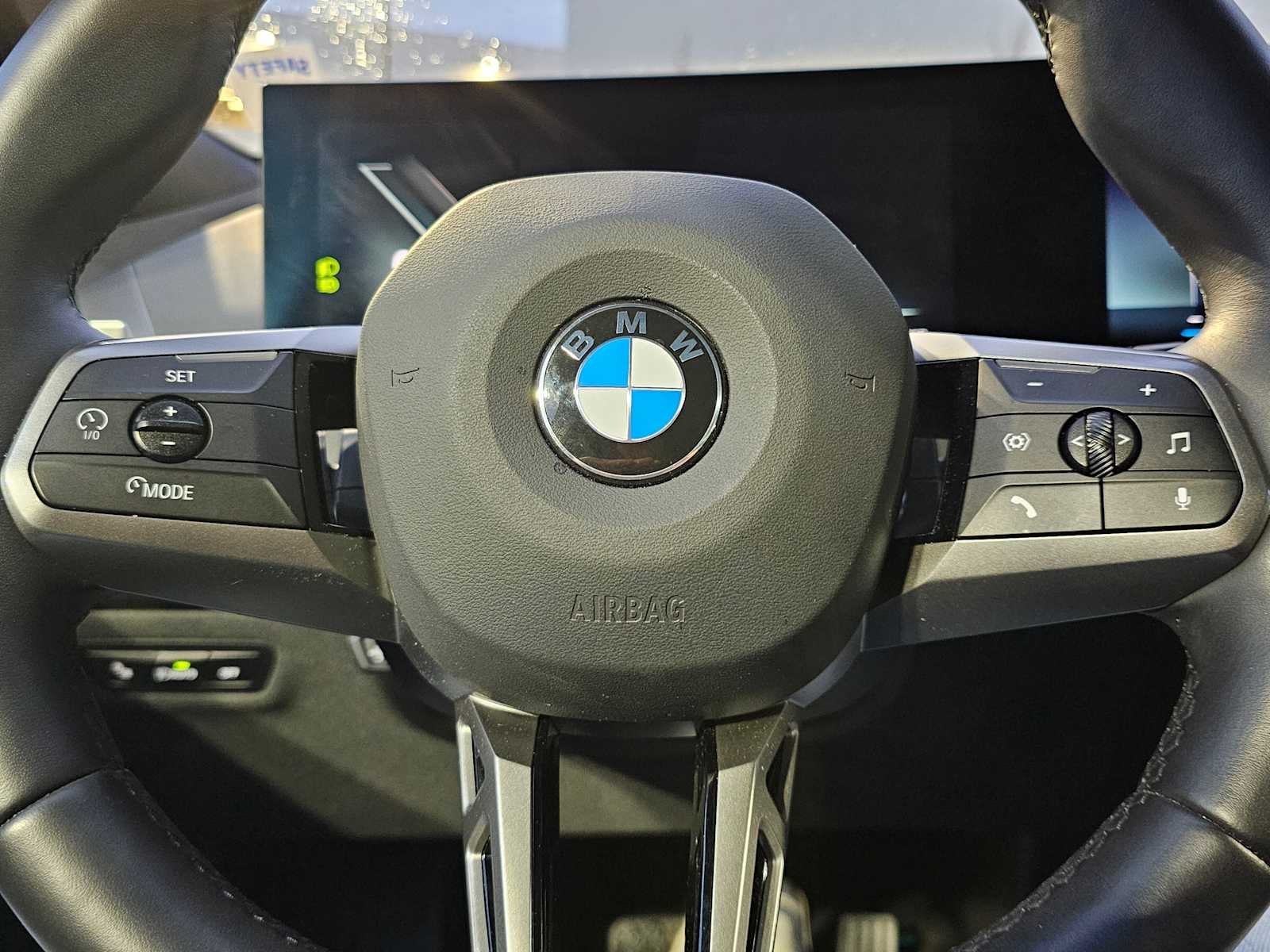 2025 BMW iX xDrive50