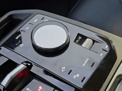 2025 BMW iX xDrive50