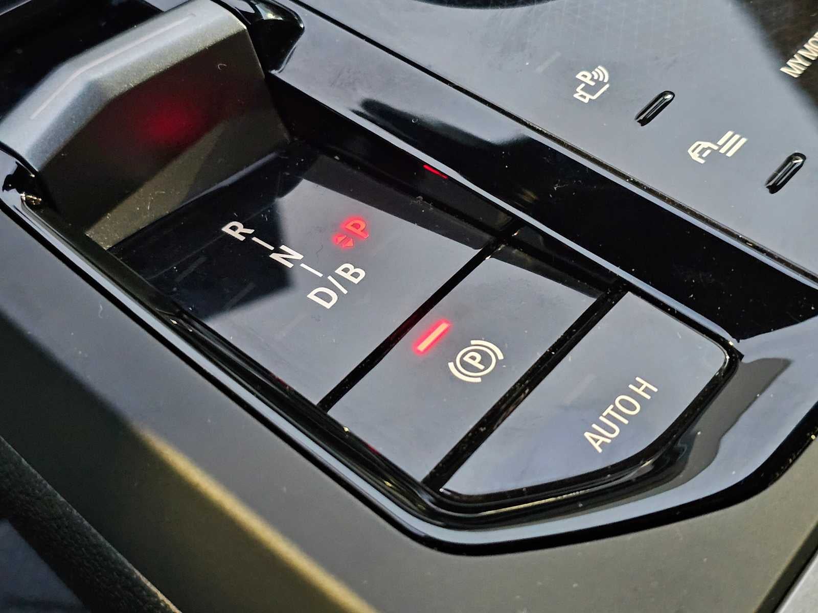 2025 BMW iX xDrive50