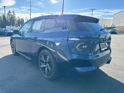 2025 BMW iX xDrive50