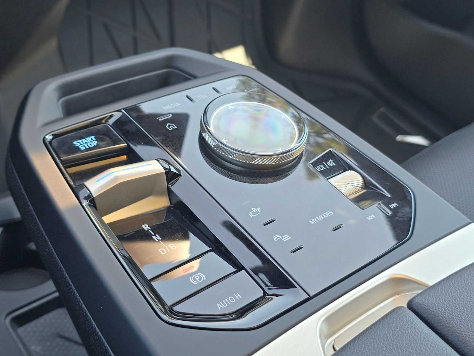 2024 BMW iX xDrive50