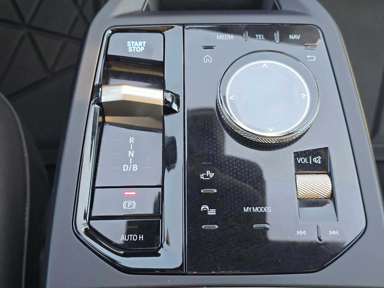 2024 BMW iX xDrive50