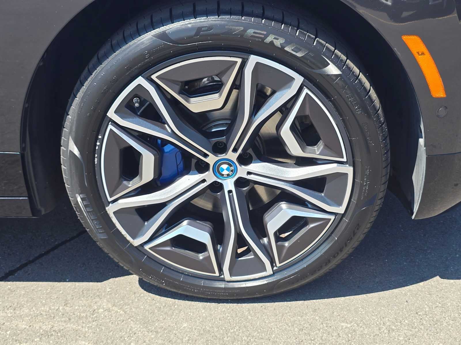 2024 BMW iX xDrive50