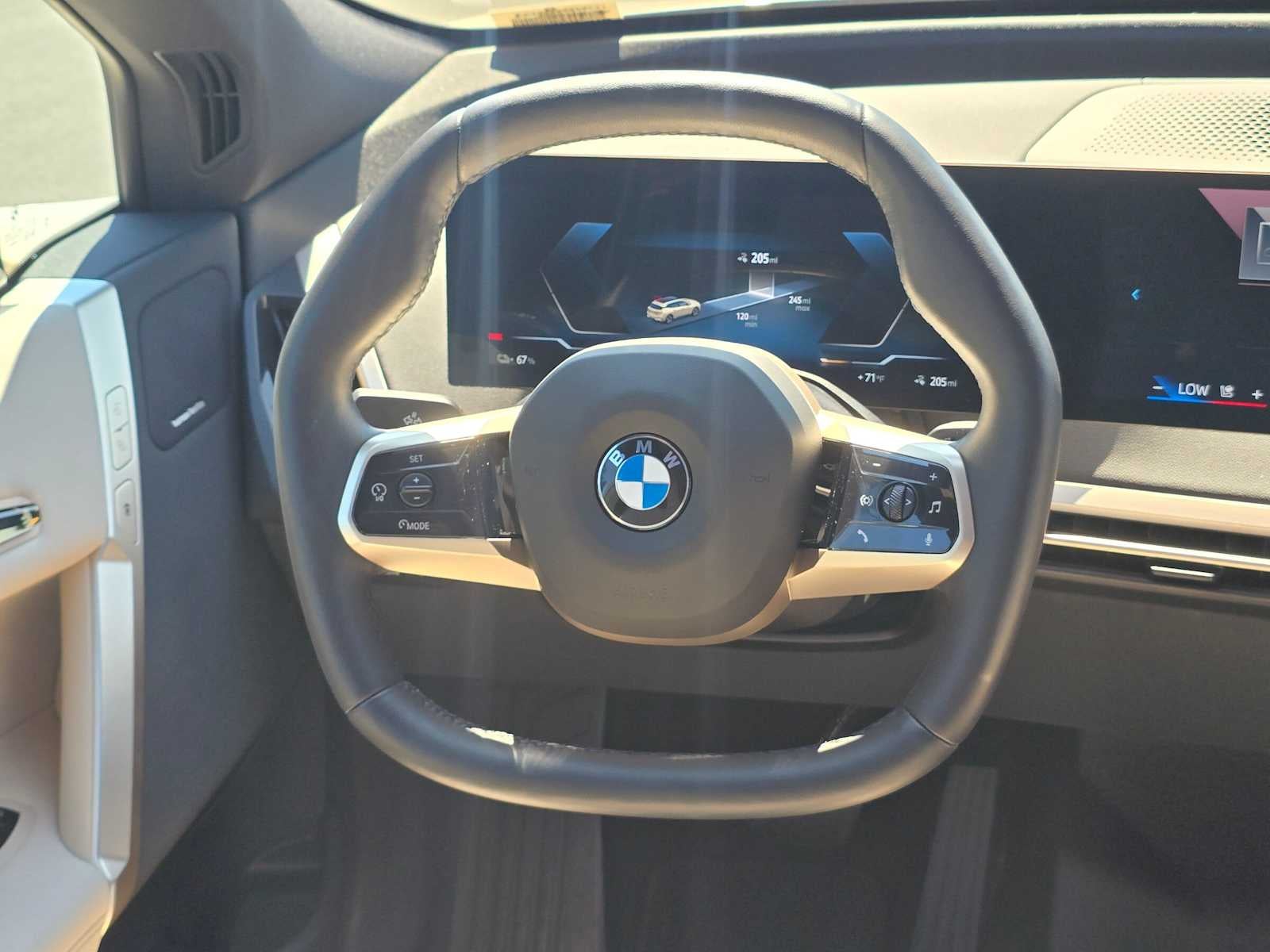 2026 BMW iX xDrive45
