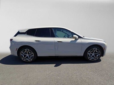 2026 BMW iX xDrive45