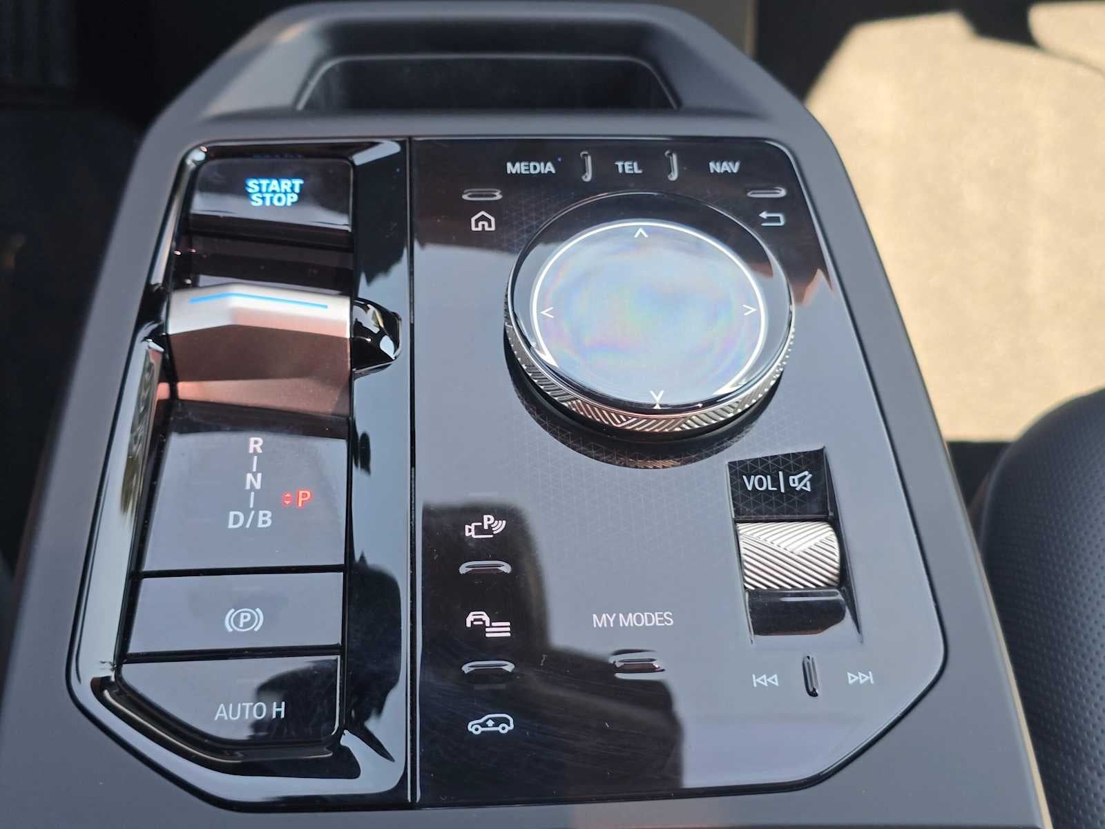 2026 BMW iX xDrive45