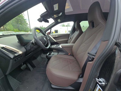 2026 BMW iX xDrive60