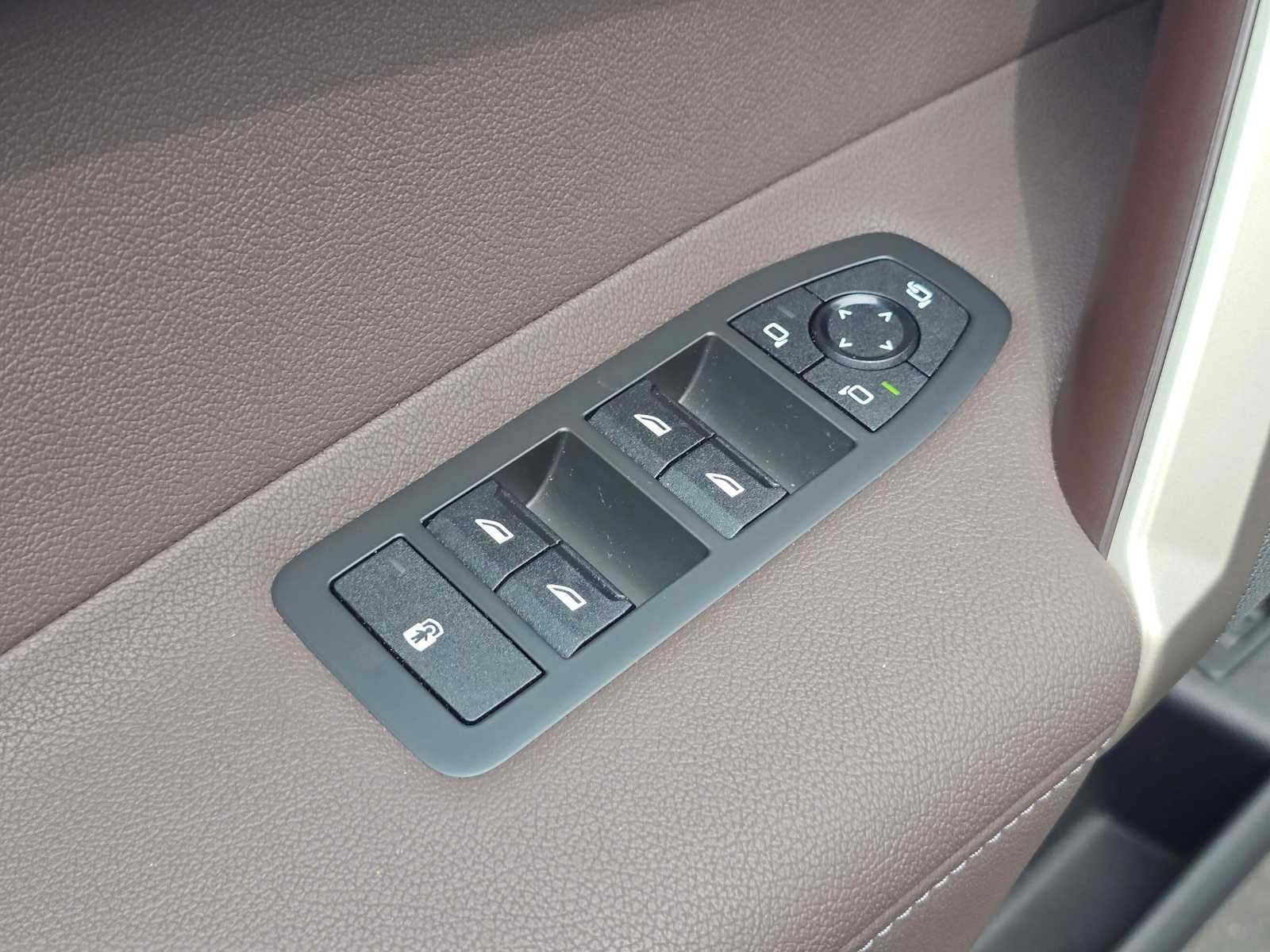 2026 BMW iX xDrive60