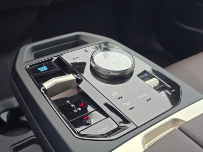2026 BMW iX xDrive60