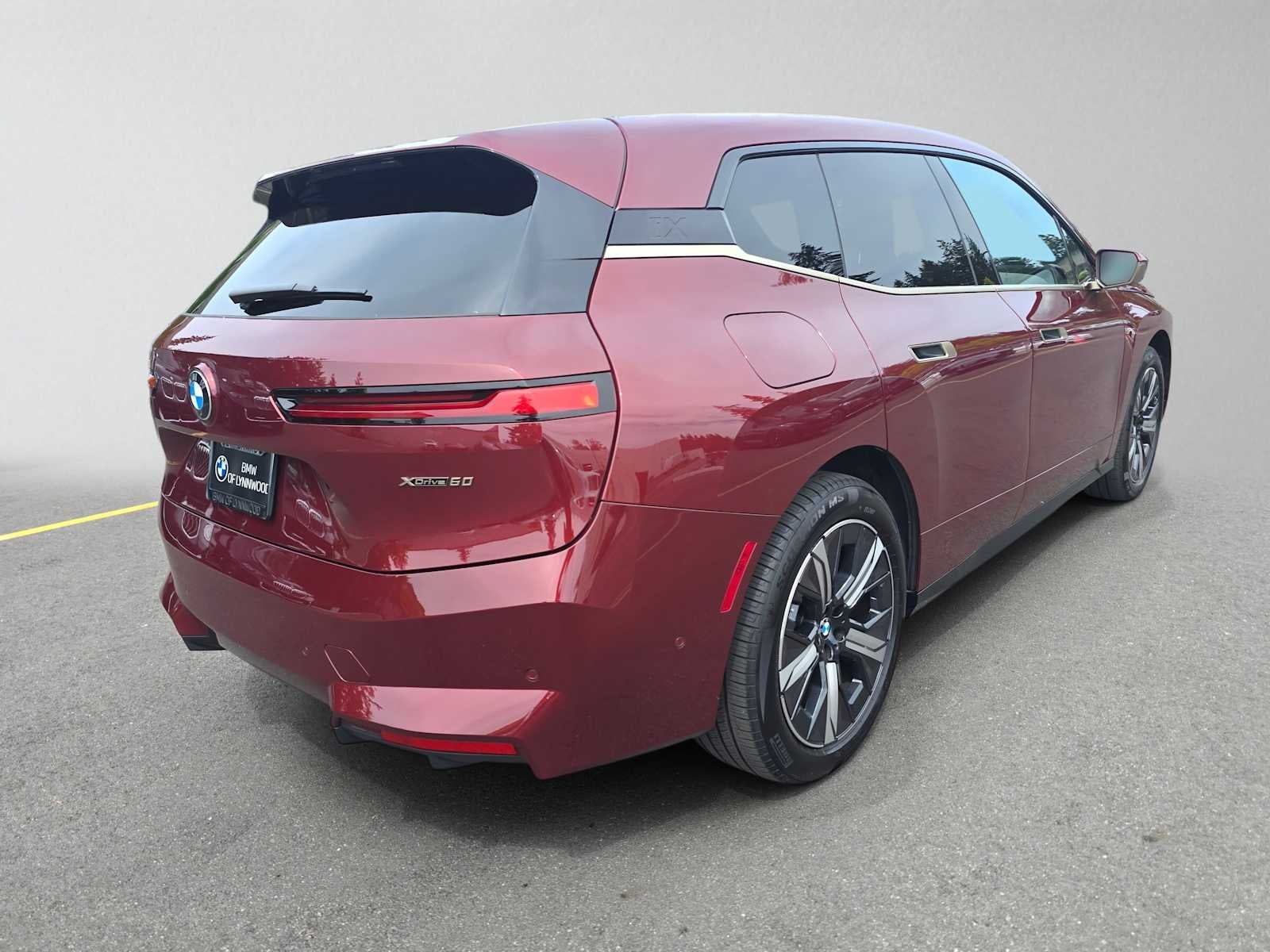 2026 BMW iX xDrive60