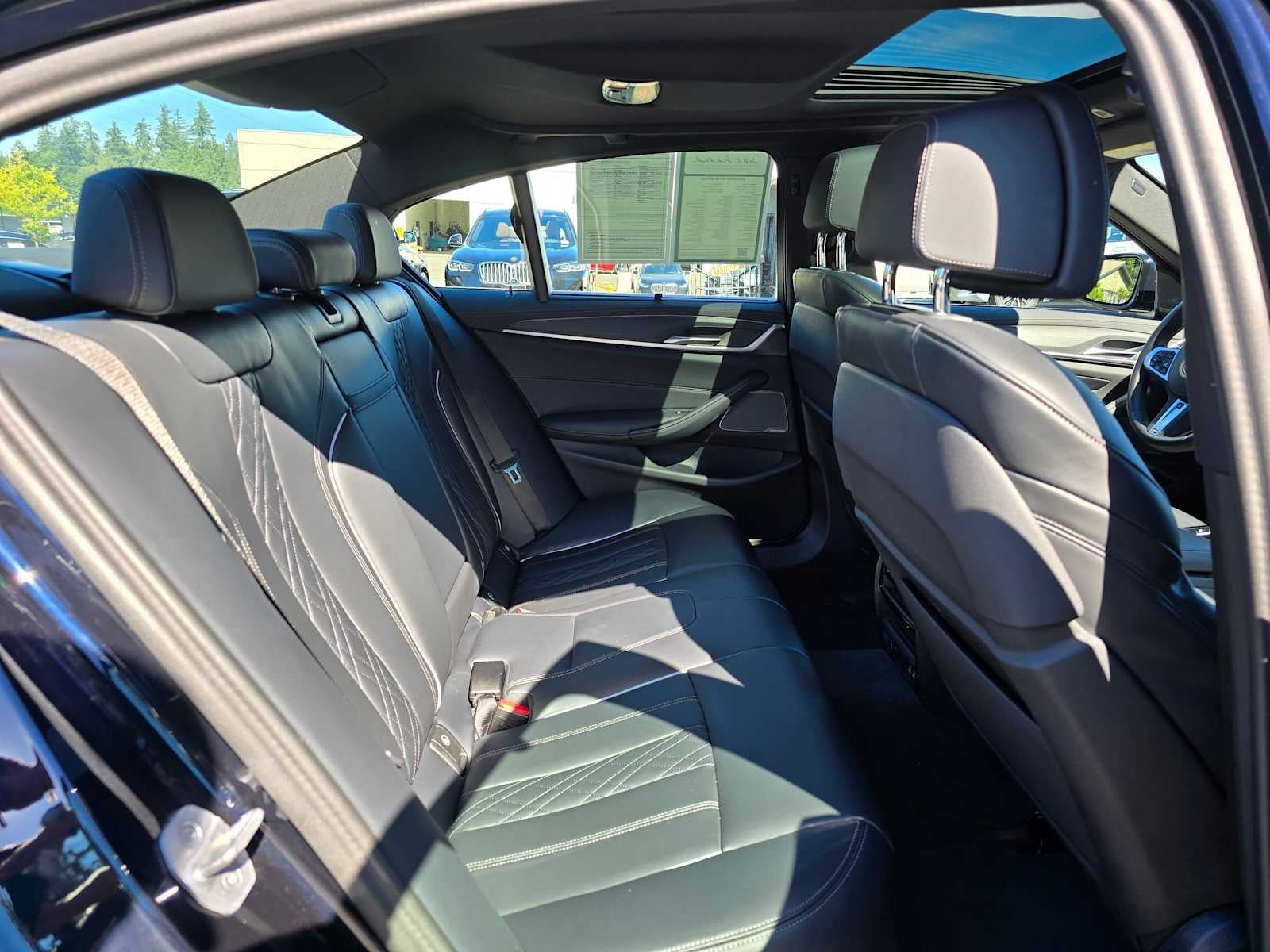 2023 BMW M550i xDrive M550i xDrive