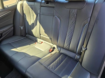 2023 BMW M550i xDrive M550i xDrive