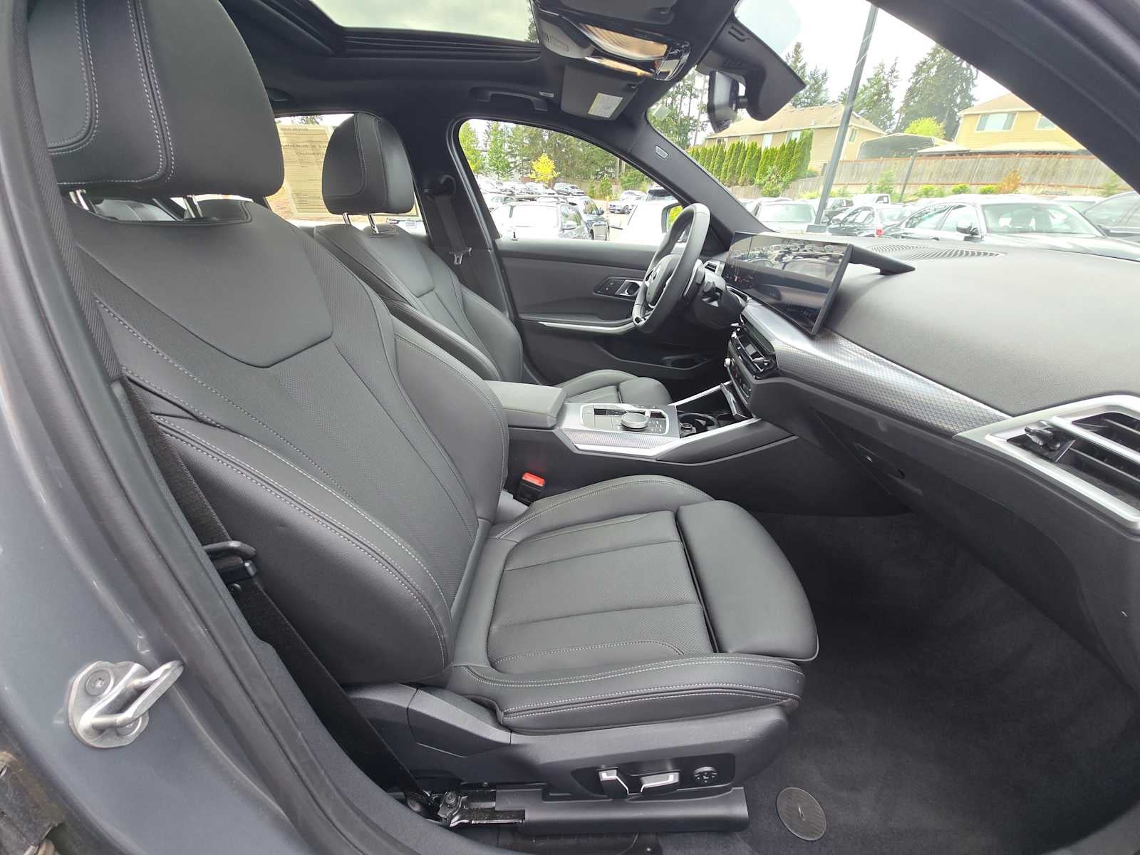 2025 BMW 330i xDrive 330i xDrive
