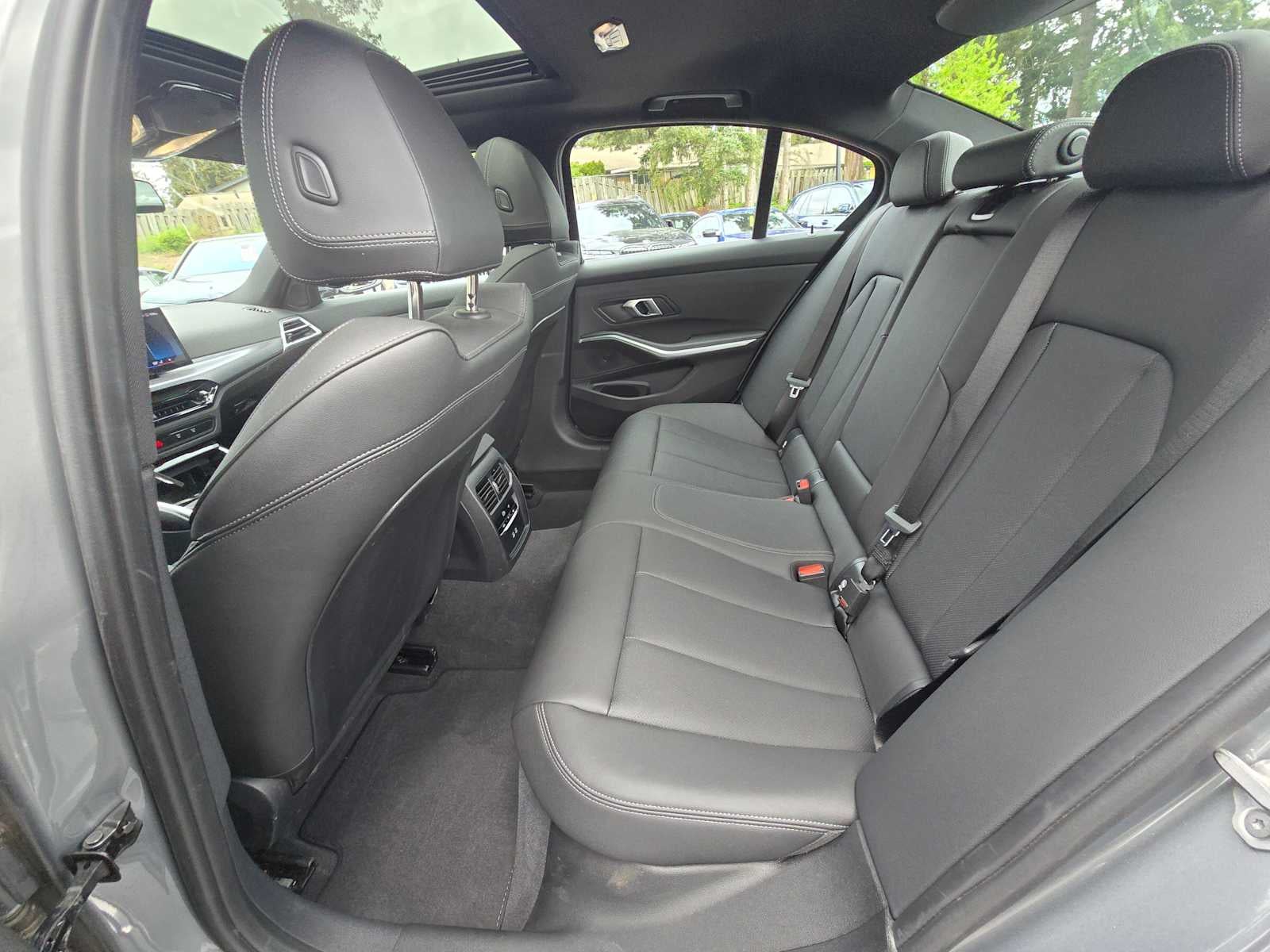 2025 BMW 330i xDrive 330i xDrive