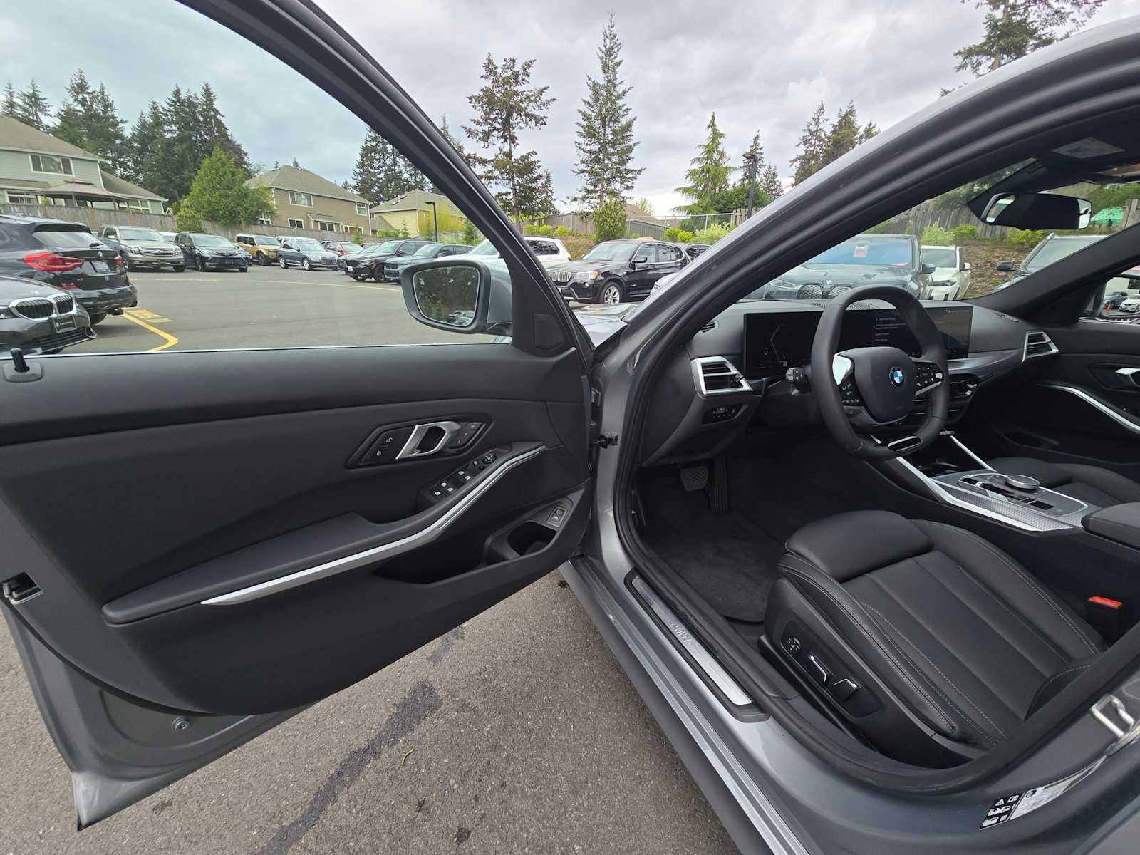 2025 BMW 330i xDrive 330i xDrive