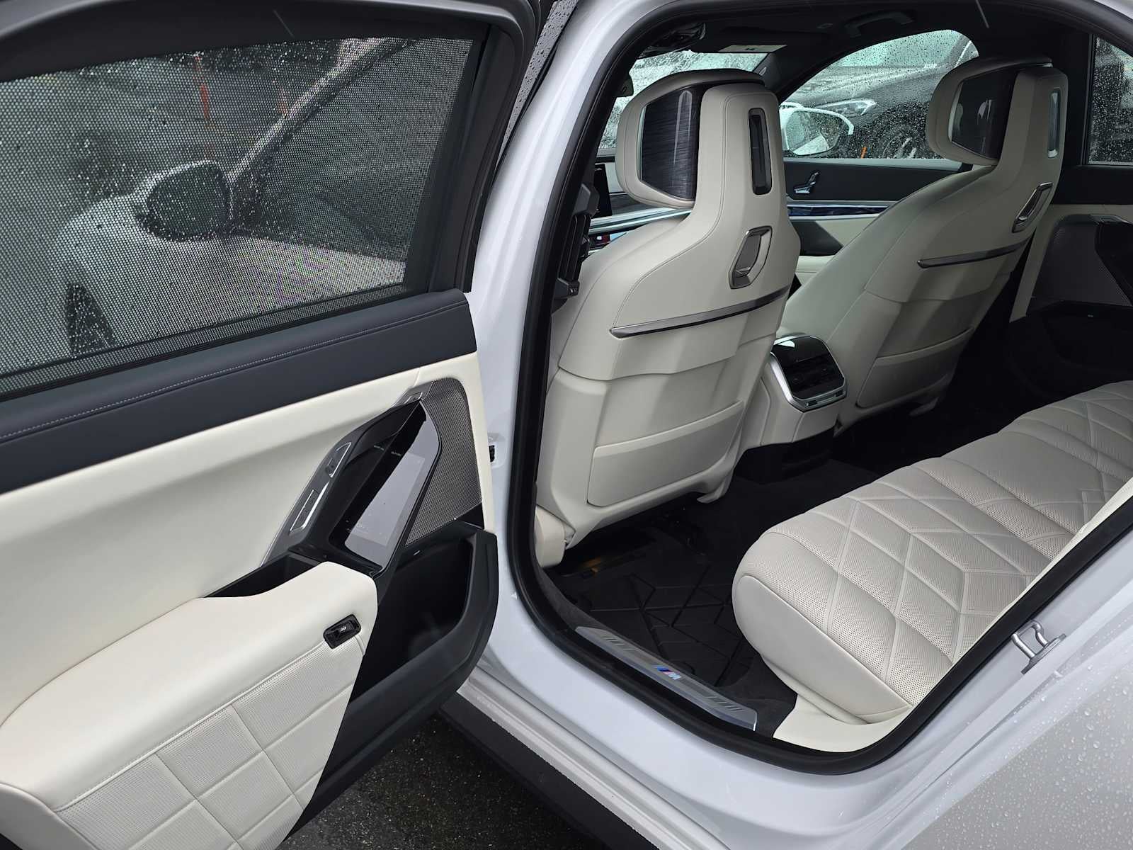 2025 BMW 740i xDrive 740i xDrive