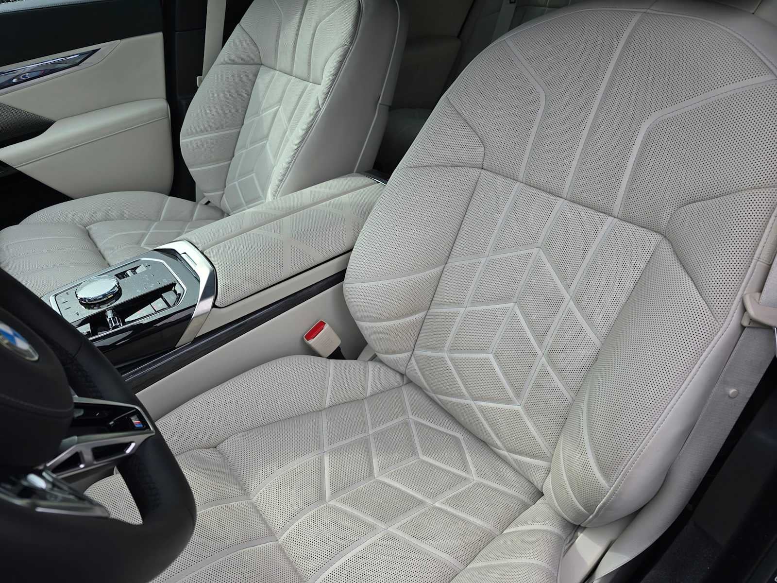 2025 BMW 740i xDrive 740i xDrive