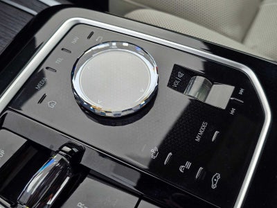 2025 BMW 740i xDrive 740i xDrive