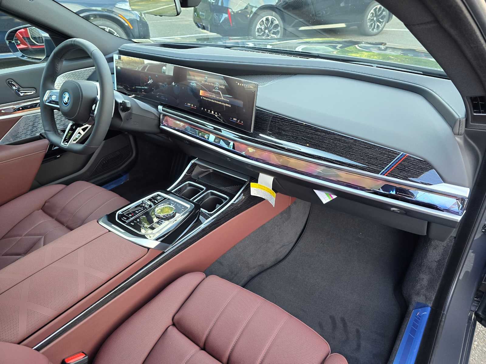 2025 BMW 750e xDrive 750e xDrive