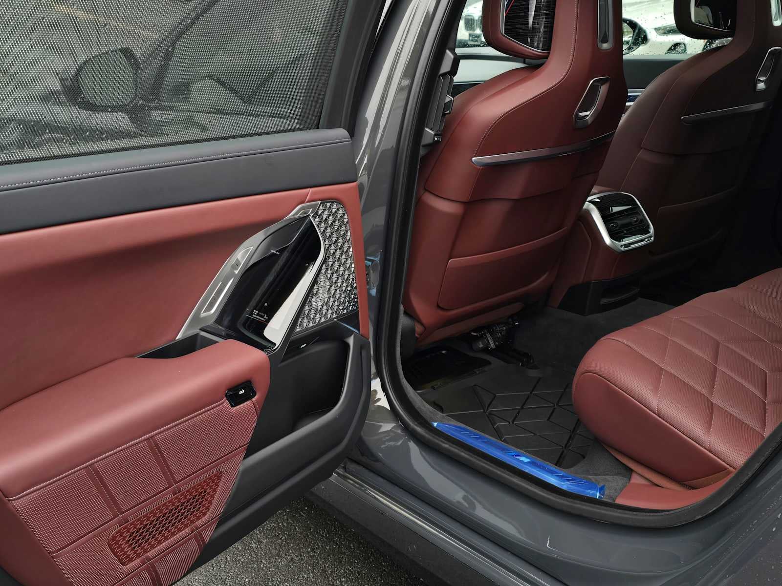 2025 BMW 750e xDrive 750e xDrive